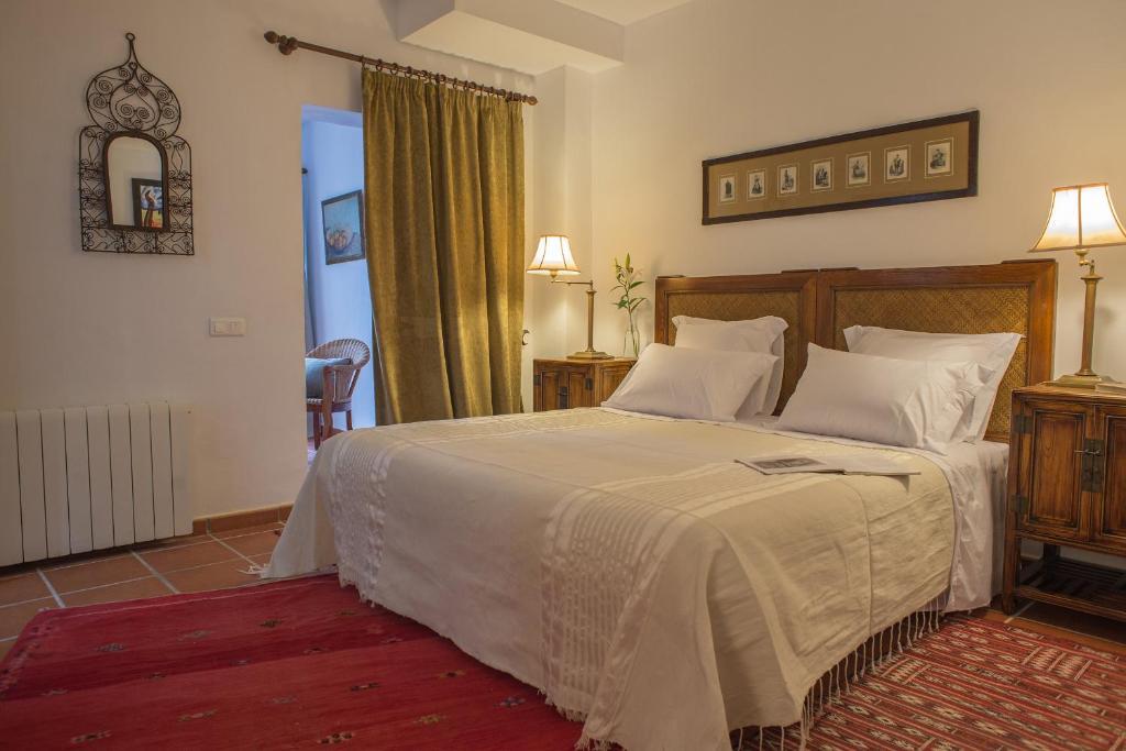 Alavera De Banos Hotel